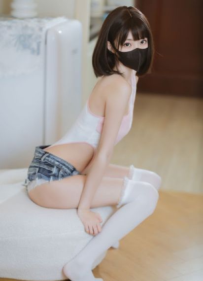 女仆色av_1080高清免费观看