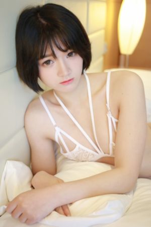 亚洲AV欧美AV日韩AV小草_高清高清在线观看