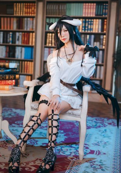 穿成反派的短命前妻_免费高清观看