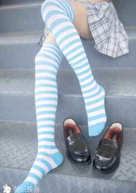 火车上荫蒂添的好舒服动态图_DVD天堂在线