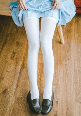 内裤女教师パンチ在线播放_午夜激情福利视频