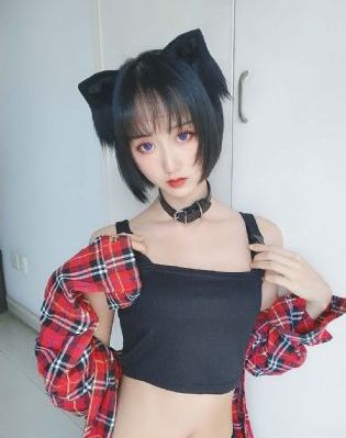 另类小说爱在五月天_BD英语在线视频观看